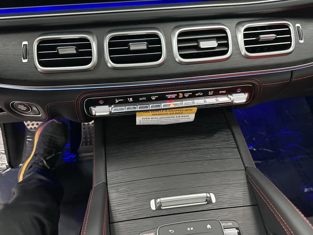 New 2026 White Mercedes-Benz GLE 53 AMG® image 17