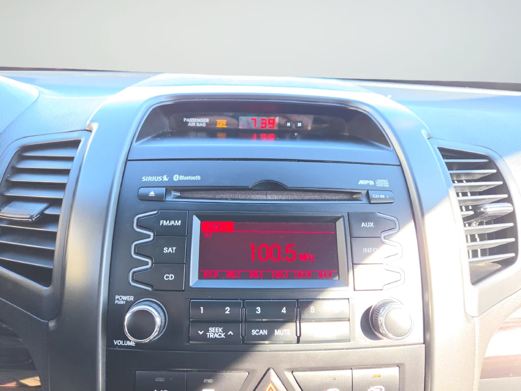 Used 2012 Gray Kia LX image 13