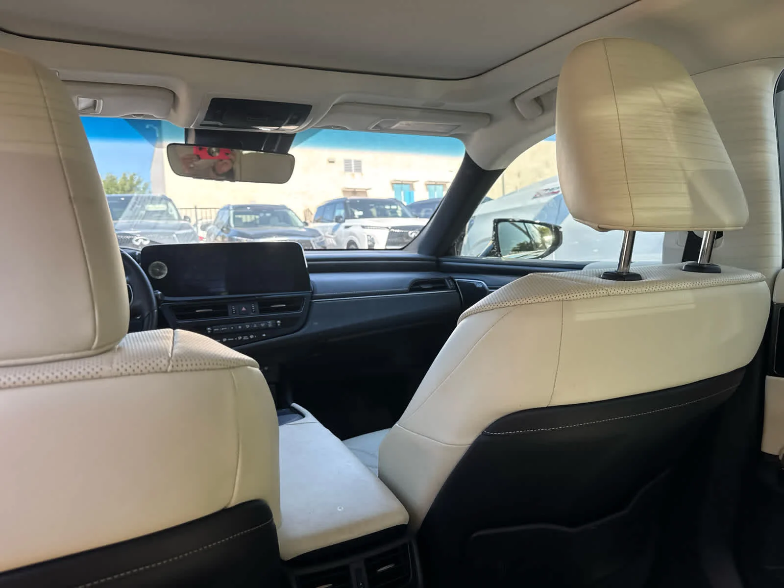 Used 2022 Caviar Lexus Ultra Luxury image 19