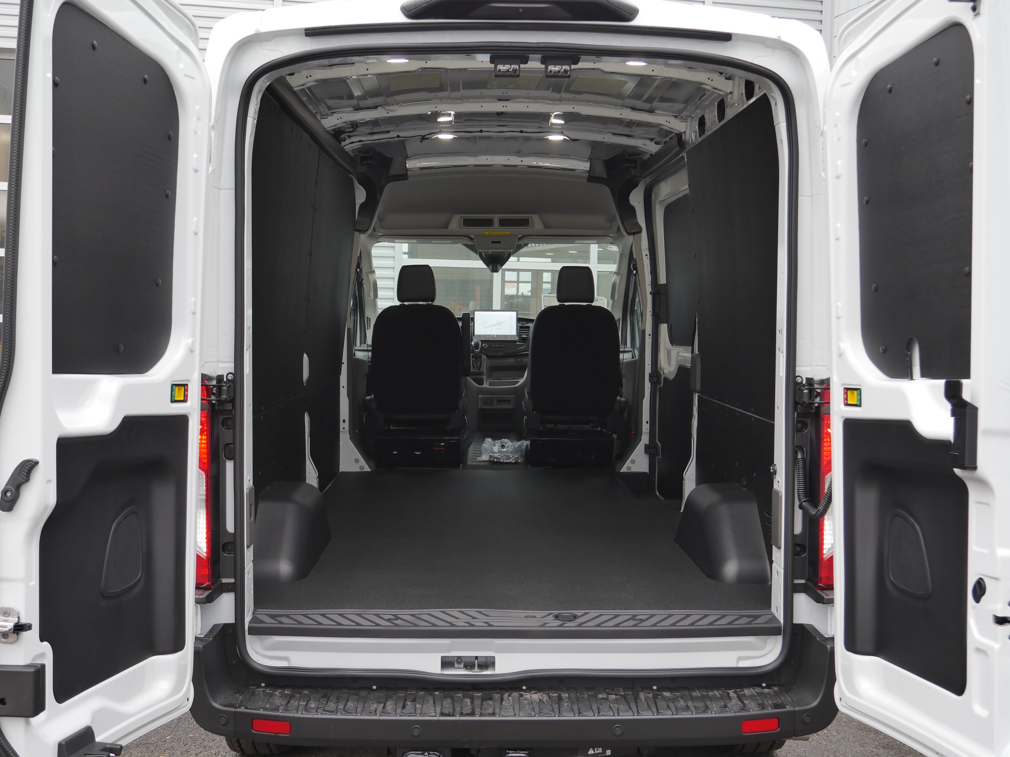 2026 Ford Transit Van Base - Photo 24