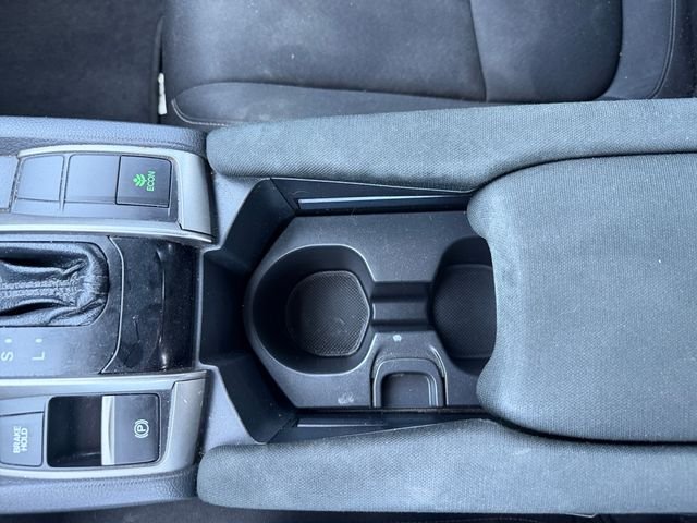 Used 2018 Silver Honda EX image 23