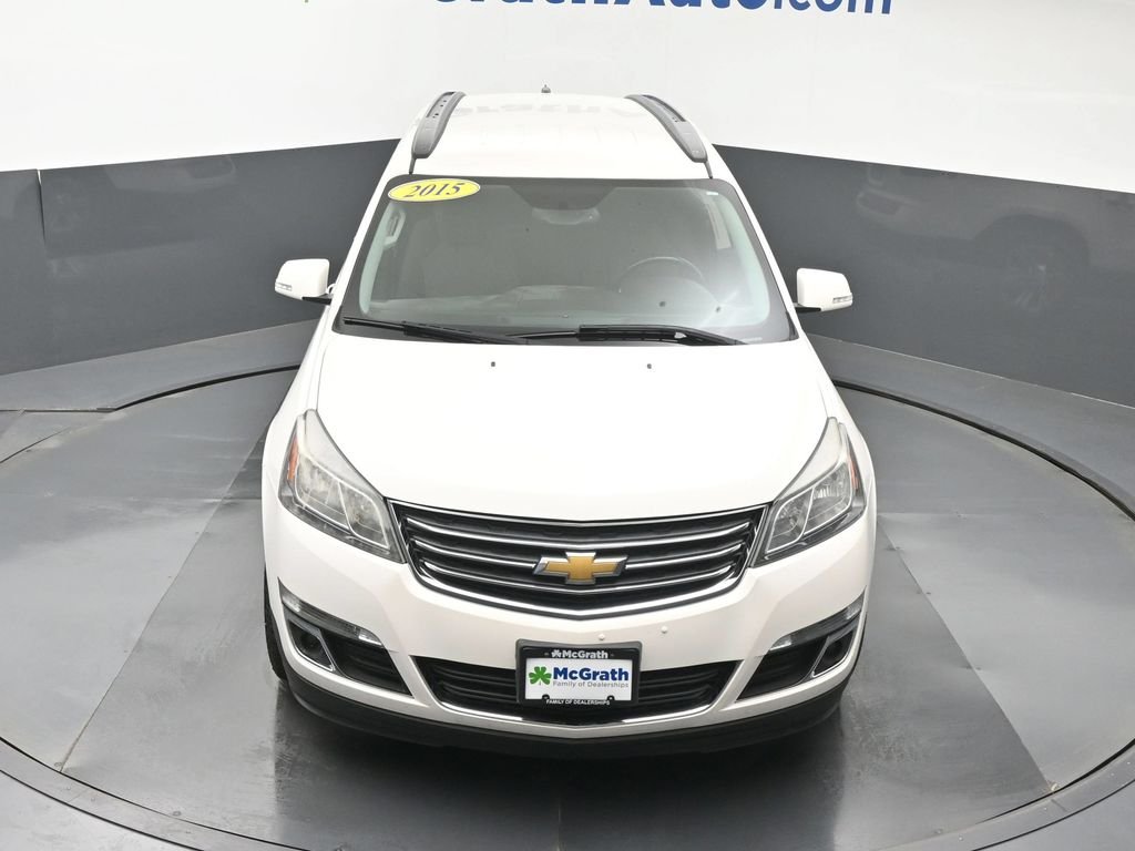 Used 2015 White Chevrolet 2LT image 29