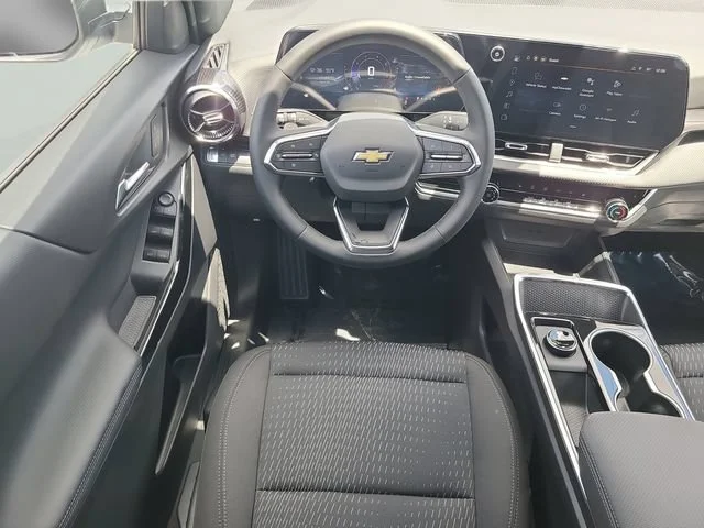 New 2026 Summit White Chevrolet LT image 11
