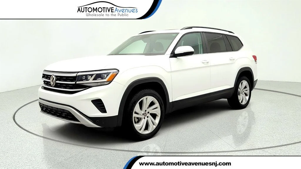 2022 Volkswagen Atlas 3.6L SE w/Tech 4MOTION's photo