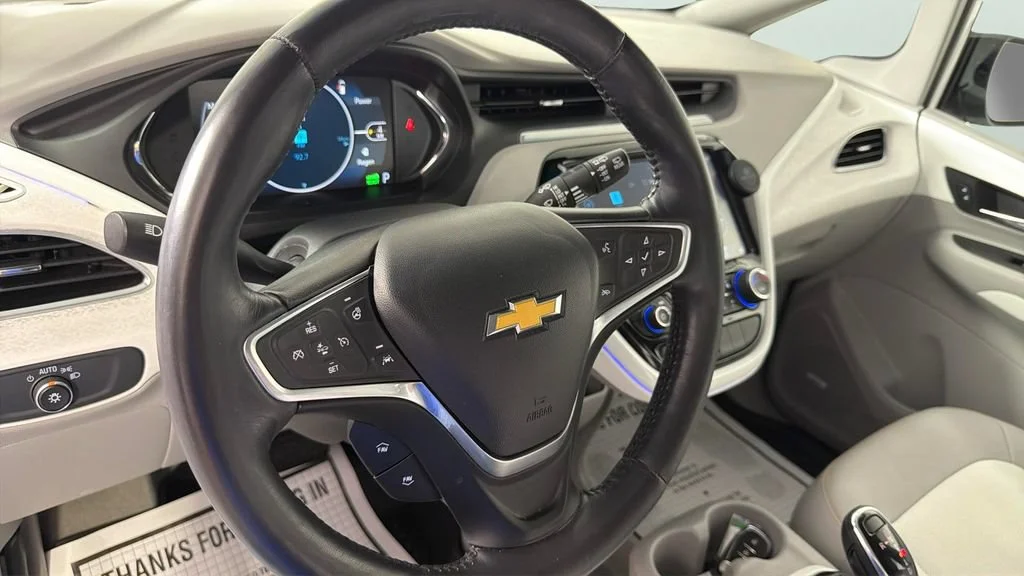 Certified Used 2018 (Includes (TUS) Black grille.) Chevrolet Premier image 21