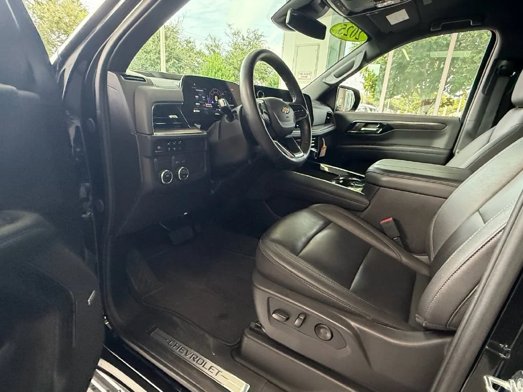 Used 2025 Black Chevrolet LT image 8