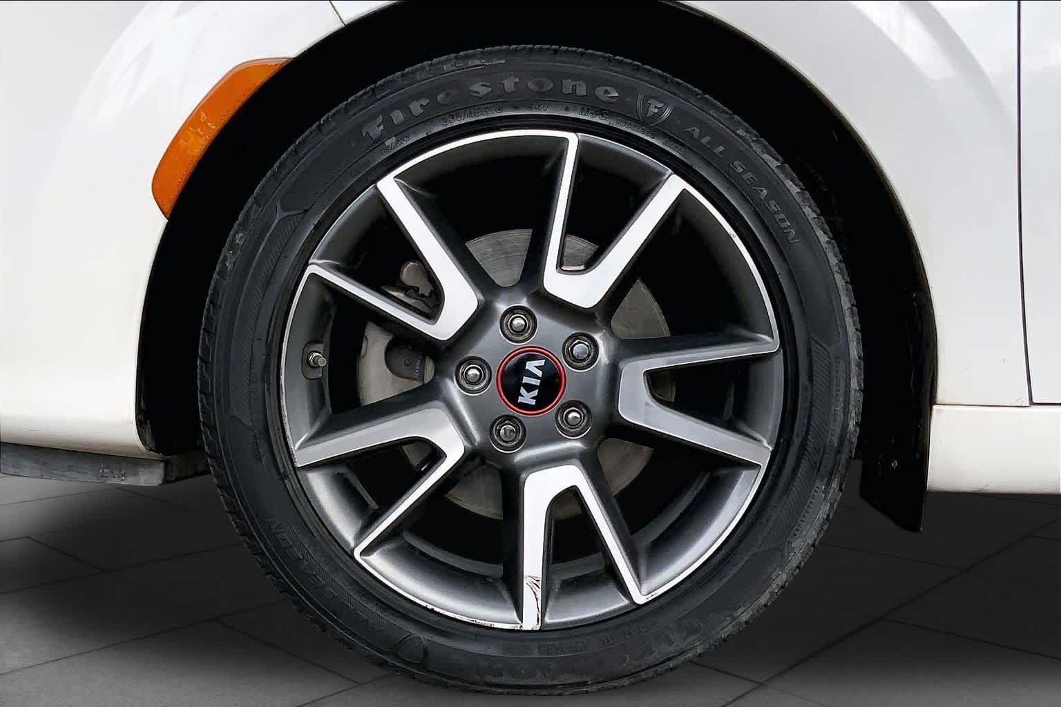 Used 2020 Snow White Pearl Kia GT-Line Turbo image 11