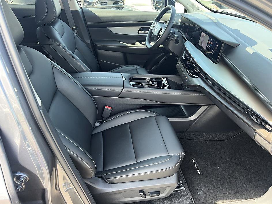 Used 2025 Gun Metallic Nissan SL image 17