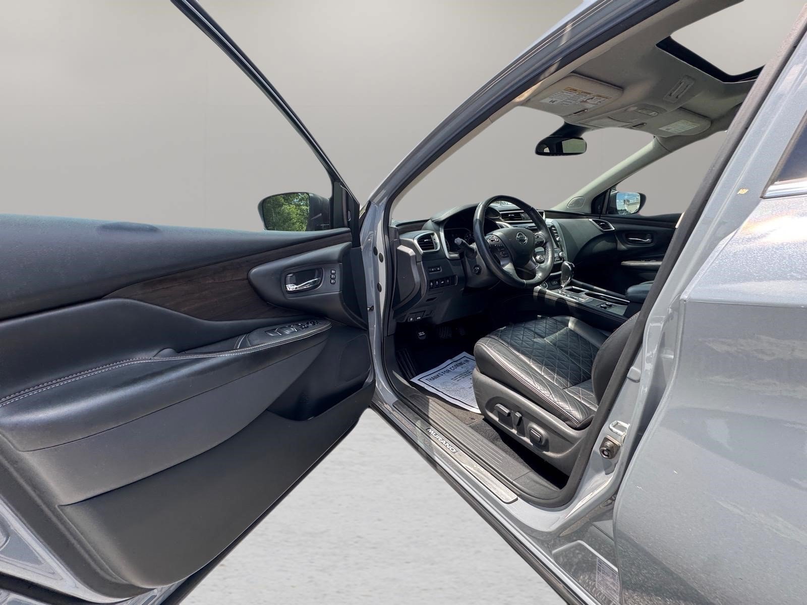 Used 2022 Boulder Gray Pearl Nissan Platinum image 19