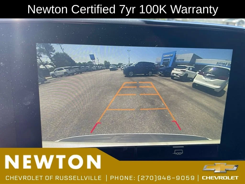 Used 2023 Summit White Chevrolet LT image 6