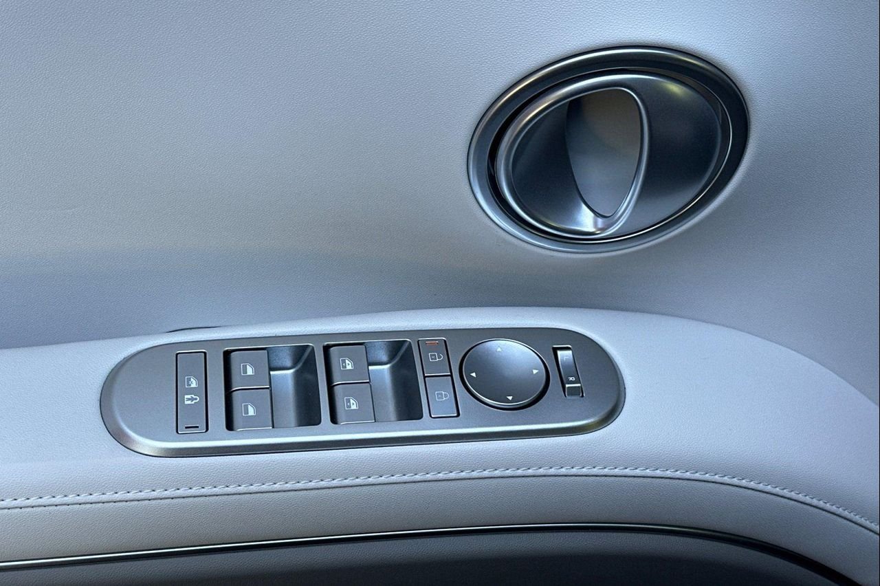 New 2026 Gray Hyundai SEL AWD image 12