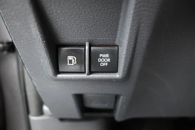 Used 2022 Gray Toyota XLE image 33