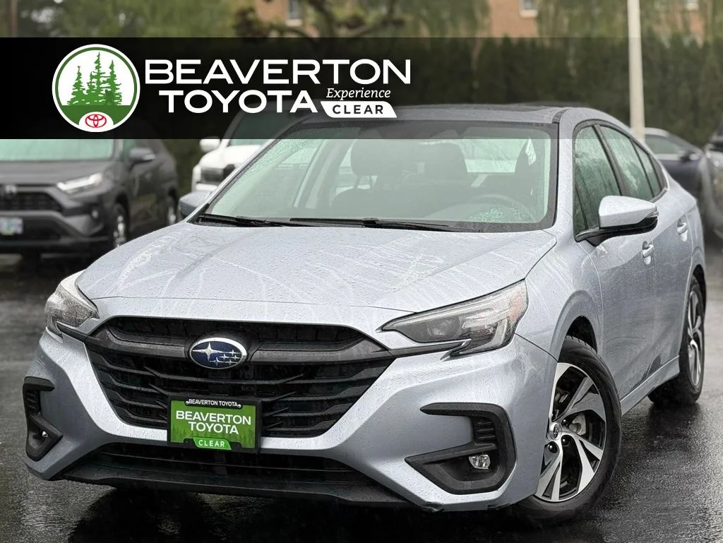 2023 Subaru Legacy Premium's photo