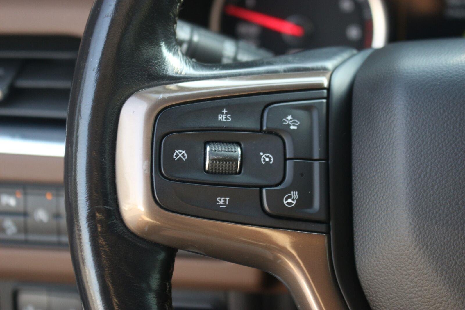 Used 2021 IRIDESCENT PEARL TRICOAT Chevrolet High Country image 20