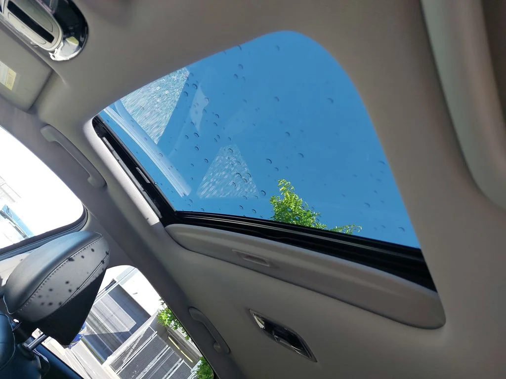 Used 2023 Black Hyundai SEL image 29