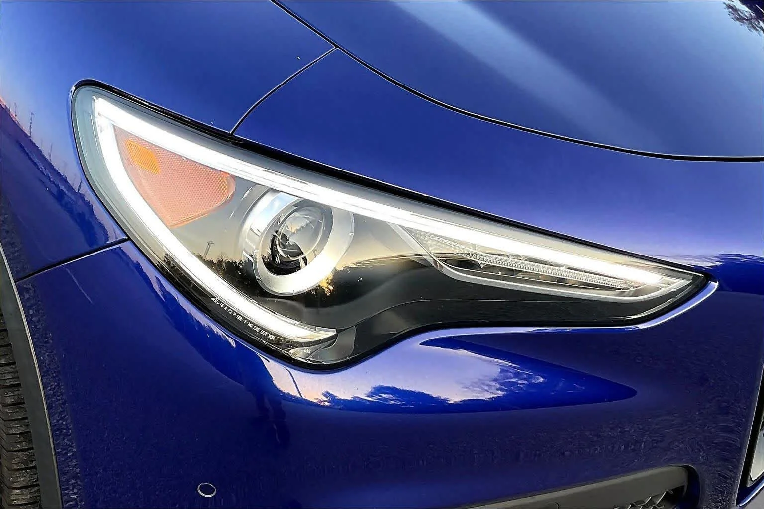 Used 2020 Anodized Blue Metallic Alfa Romeo  image 28