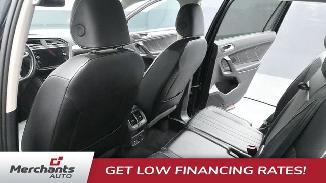 Used 2024 Black Volkswagen 2.0T SE image 24