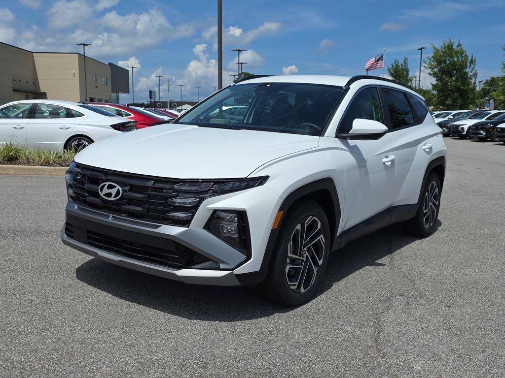 New 2026 White Pearl Hyundai SEL FWD image 3