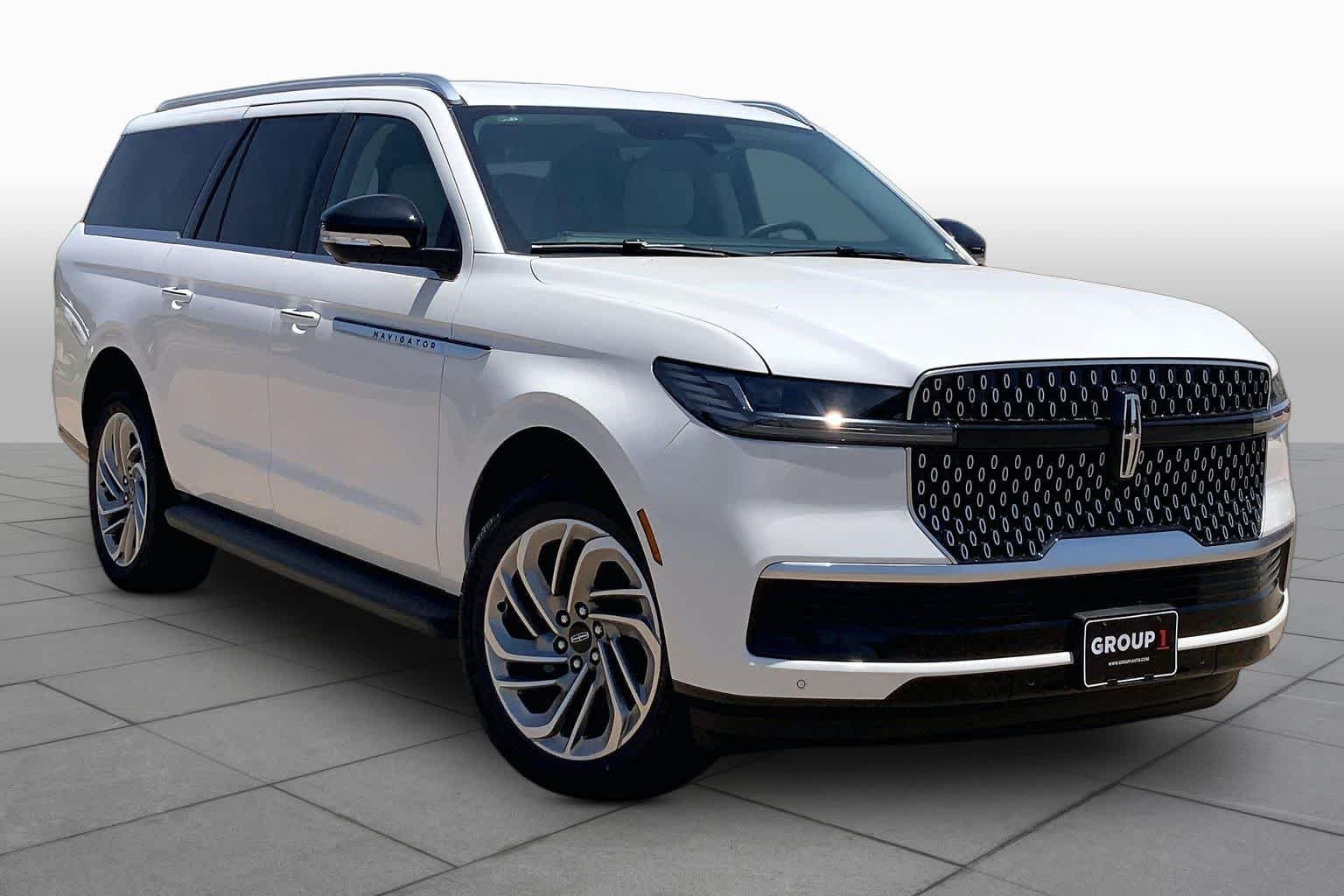 New 2026 Pristine White Metallic Tri-Coat Lincoln Premiere L image 2