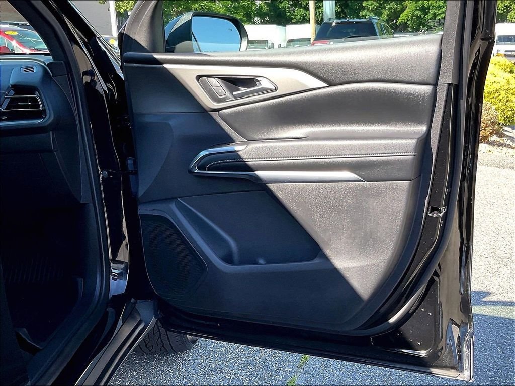 Used 2024 Black Chevrolet LT image 12
