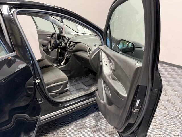 Used 2019 Black Metallic Chevrolet LS image 23