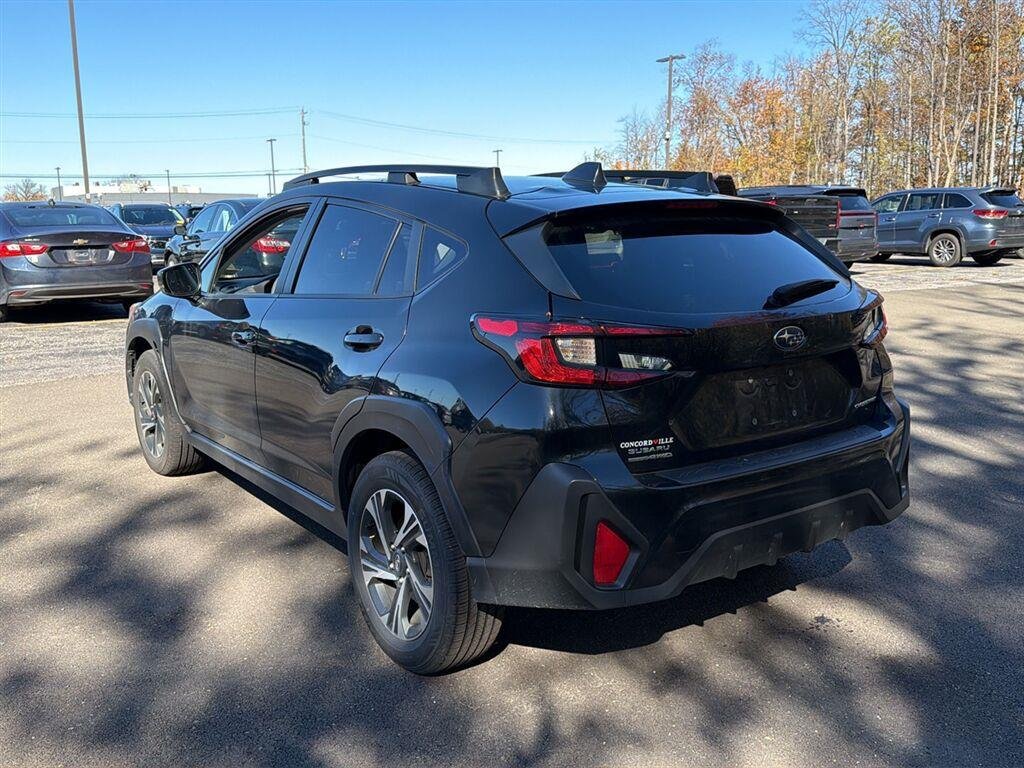 Used 2024 Crystal Black Silica Subaru Premium image 10