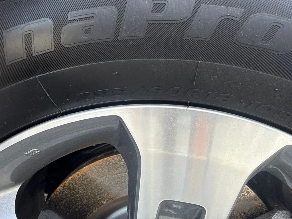 Used 2025 Black Honda EX-L image 35