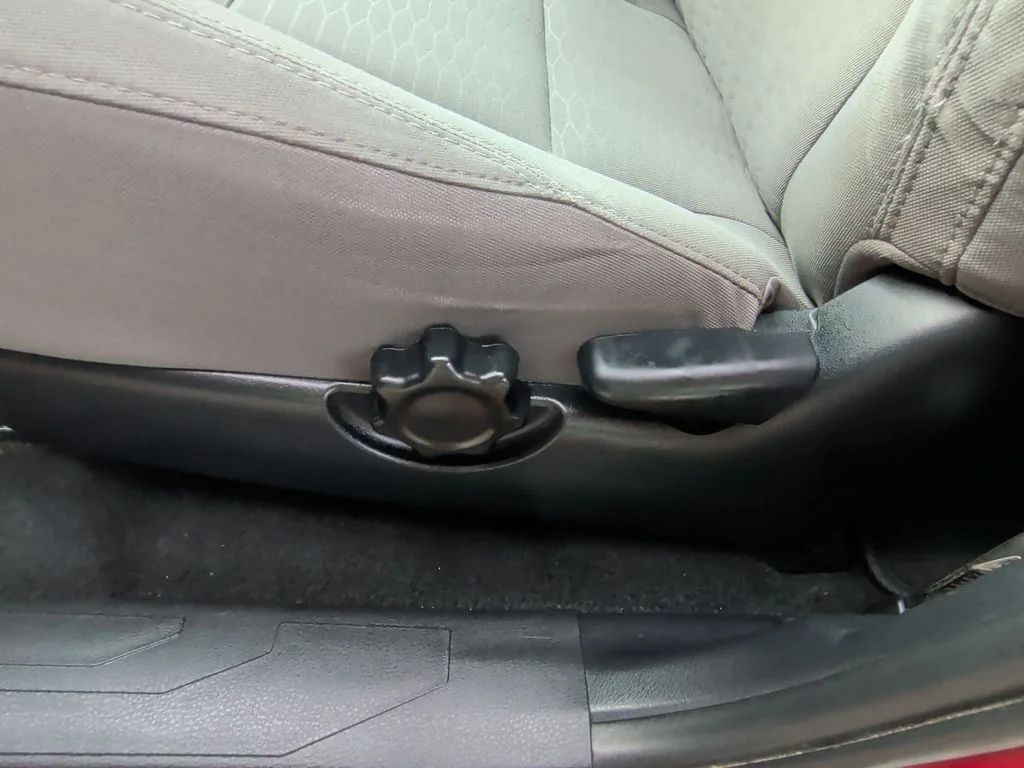 Used 2019 Red Toyota SR5 image 12