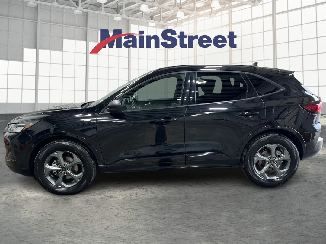 Used 2024 Ford Escape ST-Line with VIN 1FMCU9MN7RUA24891 for sale in Kansas City