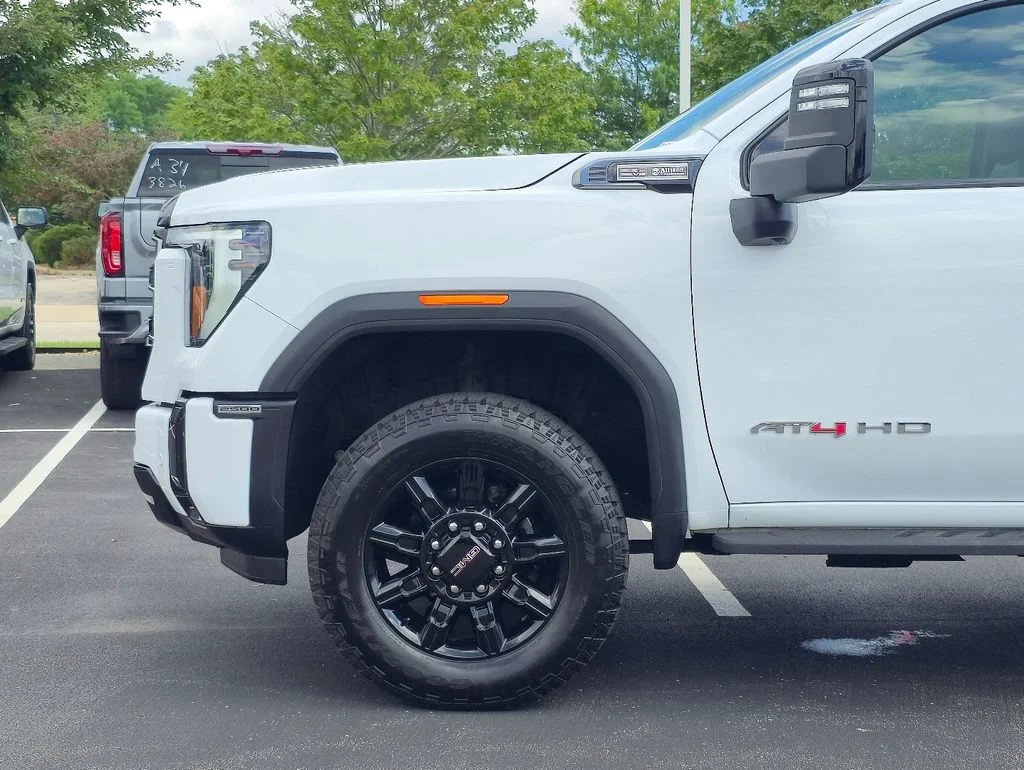 2026 GMC Sierra 2500HD AT4 - Photo 36