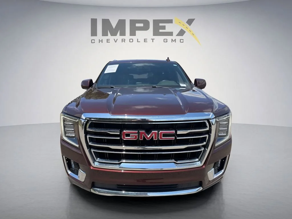 Used 2023 Redwood Metallic GMC SLT image 8