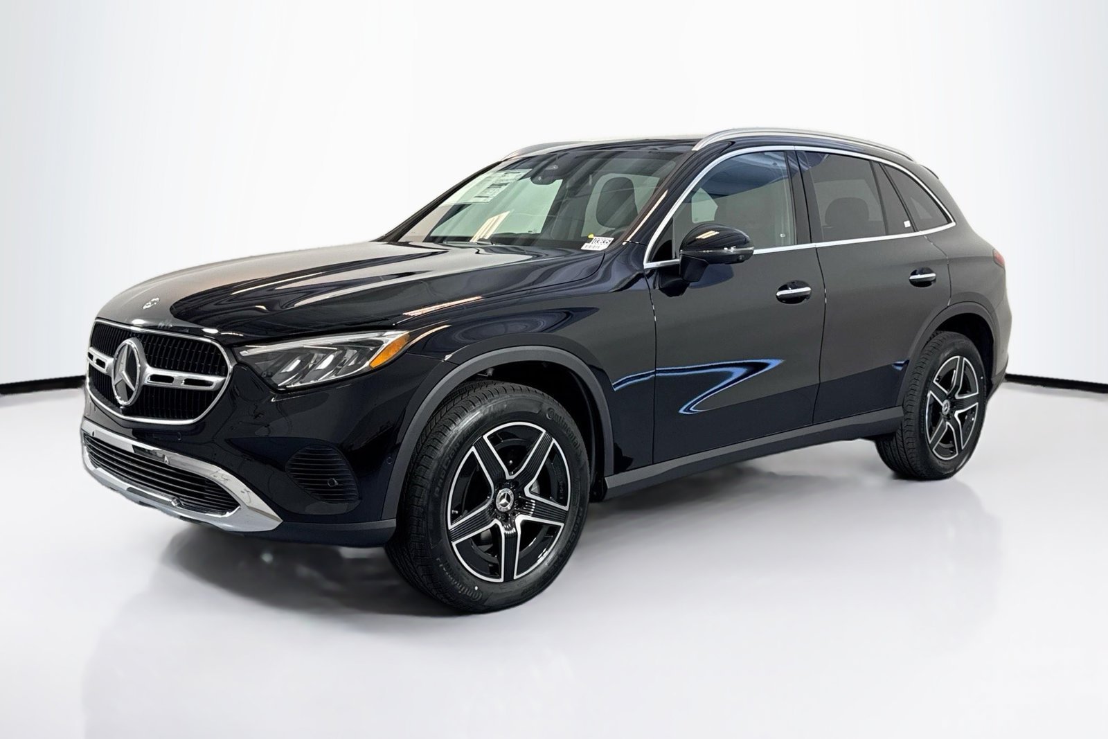 New 2026 Black Mercedes-Benz GLC 300 image 1