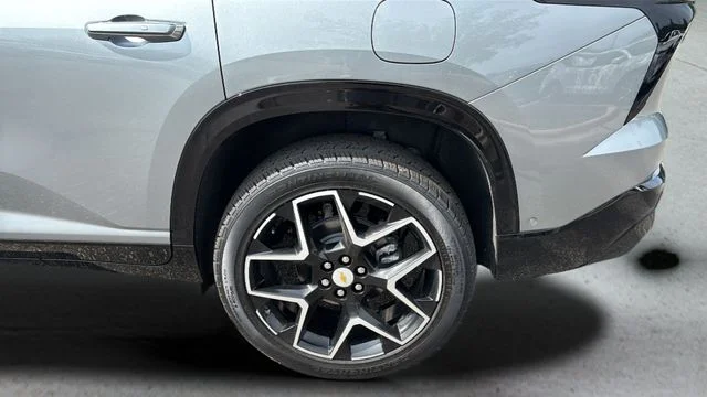 Used 2026 Gray Chevrolet High Country image 36