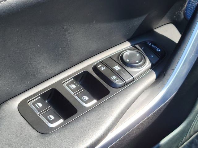 Used 2019 Blue Kia GT2 image 21