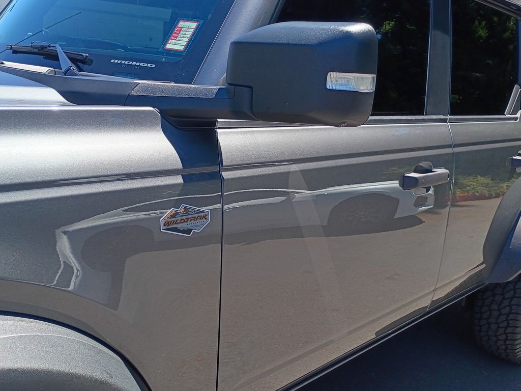 Used 2022 Gray Metallic Ford Wildtrak image 8