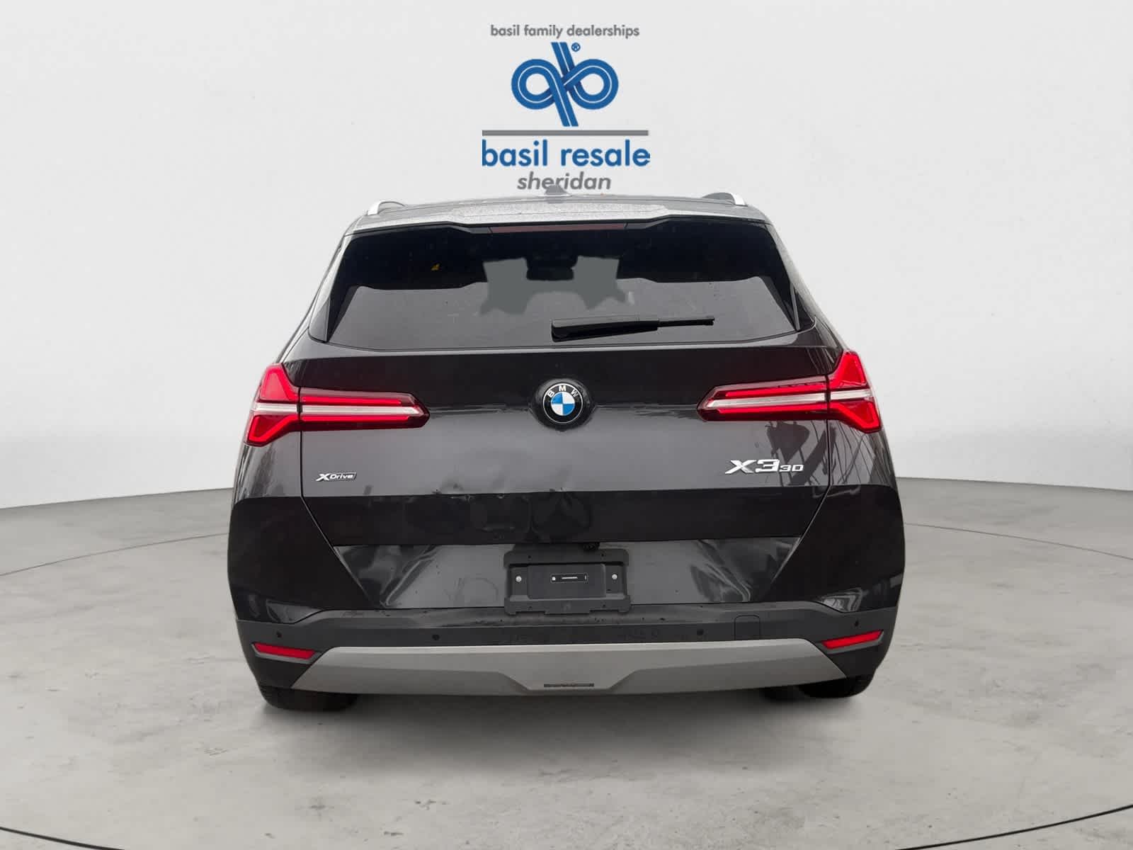 Used 2025 Dark Graphite Metallic BMW 30 xDrive image 4