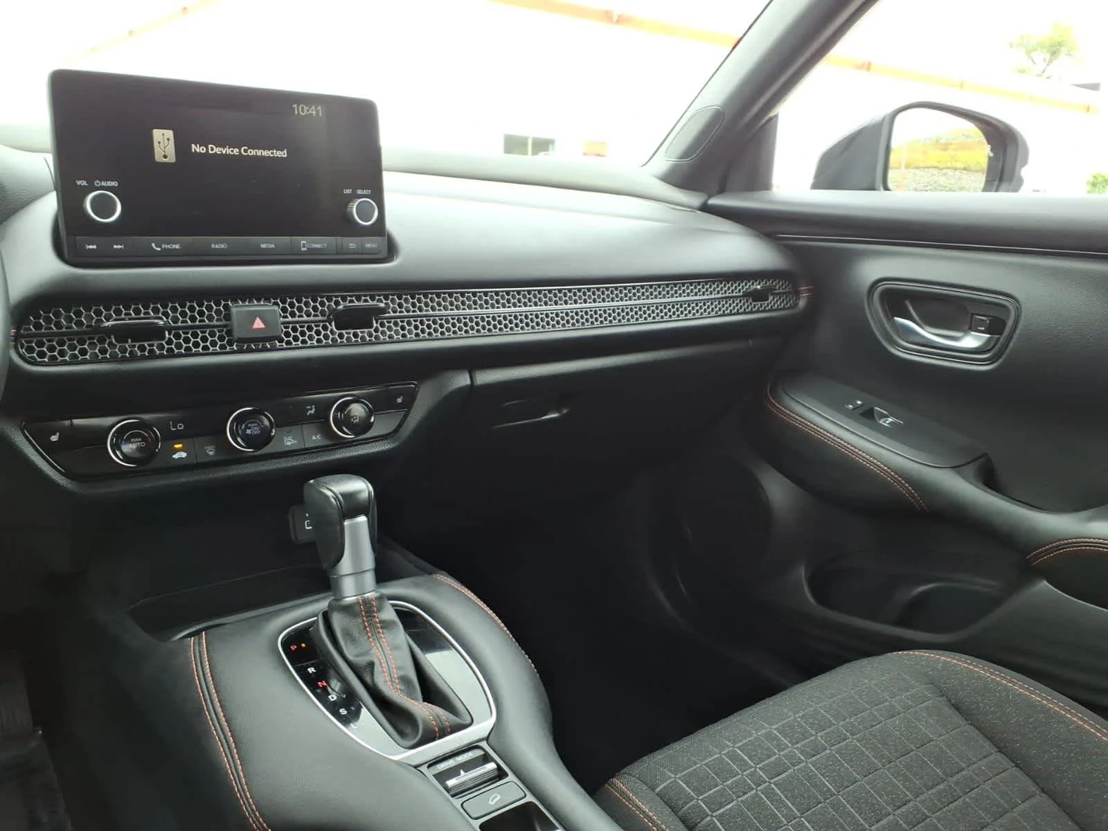 2025 Honda HR-V Sport - Photo 14