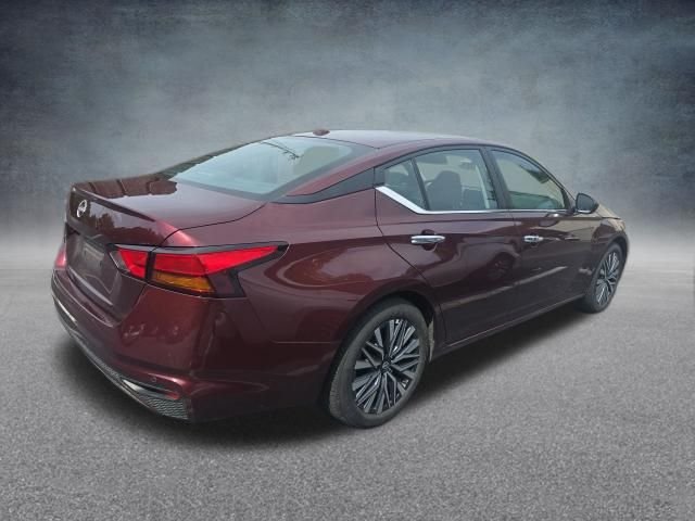Used 2025 Garnet Pearl Metallic Nissan 2.5 SV image 8