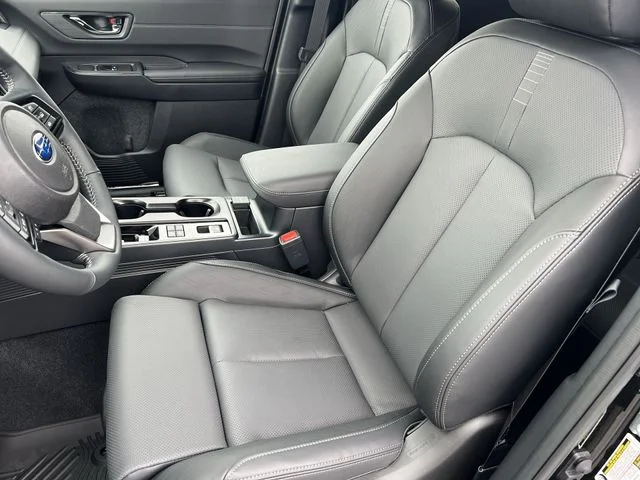 New 2026 CRYSTAL BLACK SILICA Subaru Touring image 29