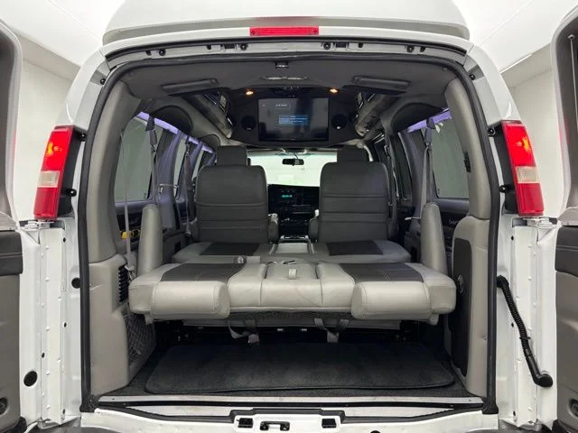 Used 2015 Summit White GMC Explorer Limited SE image 13