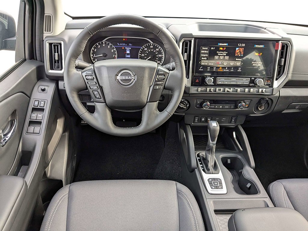 New 2026 Bluestone Pearl Nissan Crew Cab SV image 10