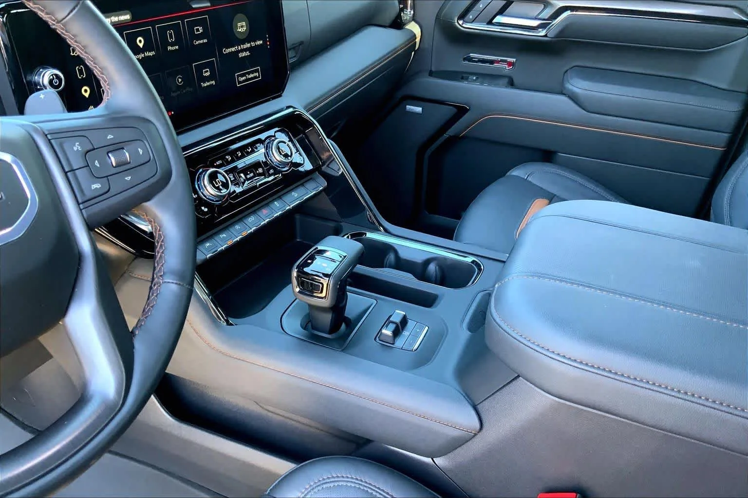 Used 2025 Sterling Metallic GMC AT4 image 16