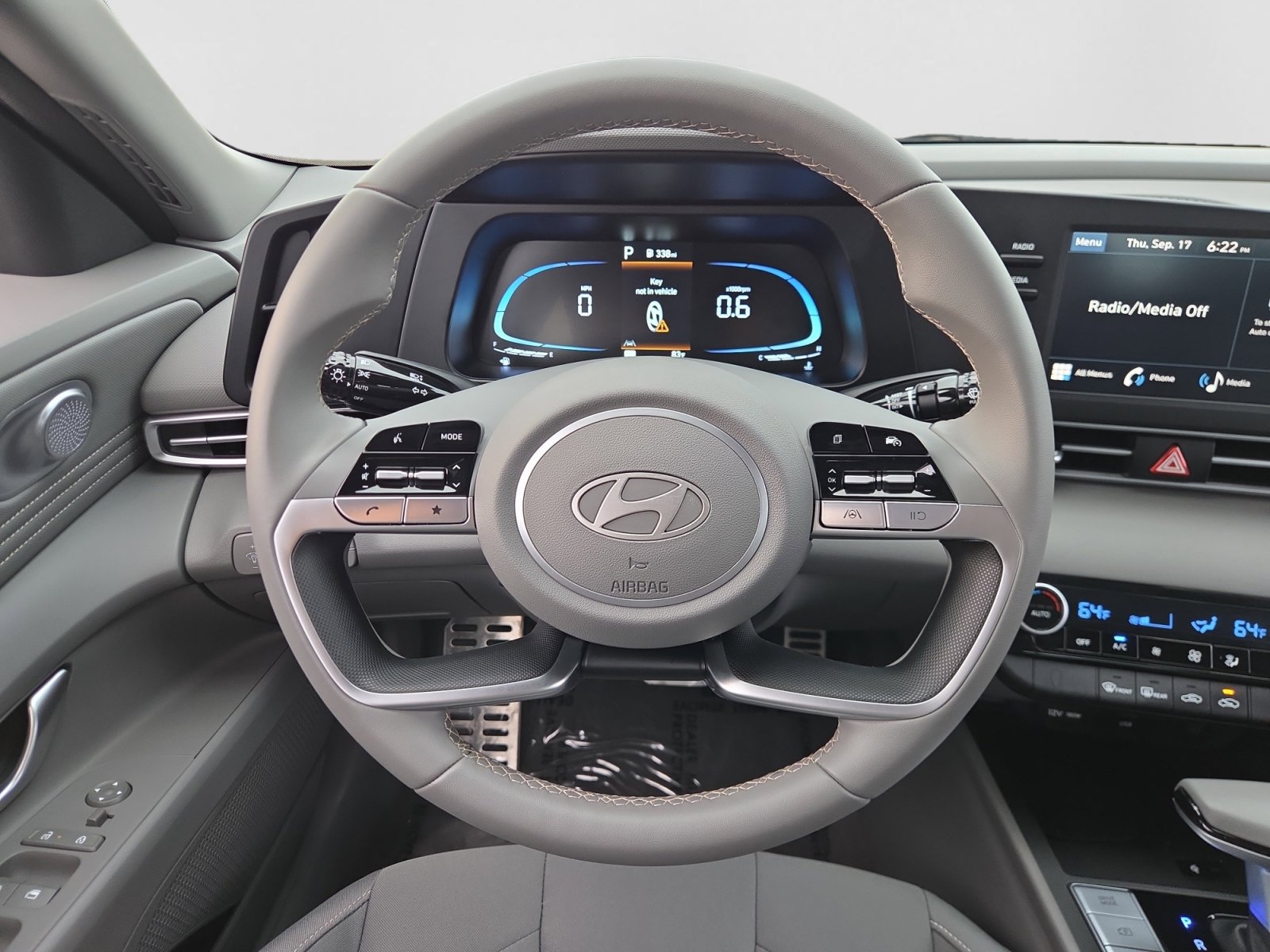 2026 Hyundai Elantra SEL Sport - Photo 12