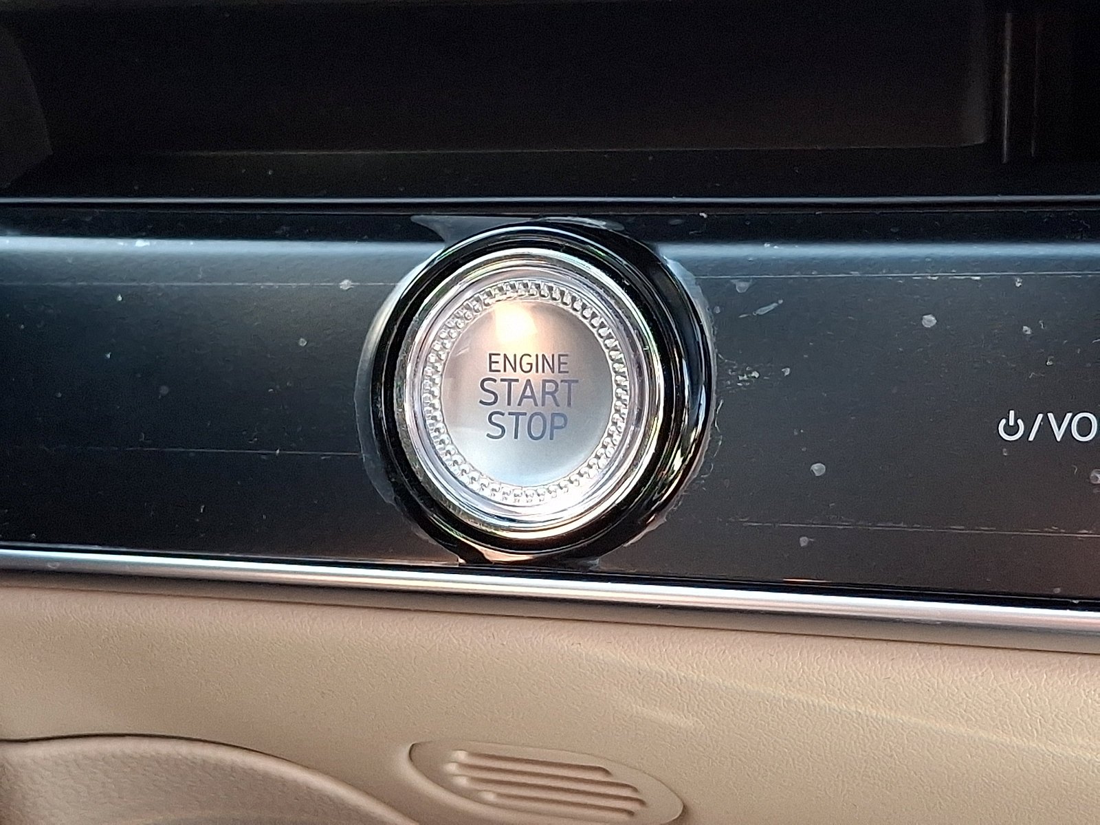 New 2026 Alta White Genesis 3.5T SPORT PRESTIGE image 18
