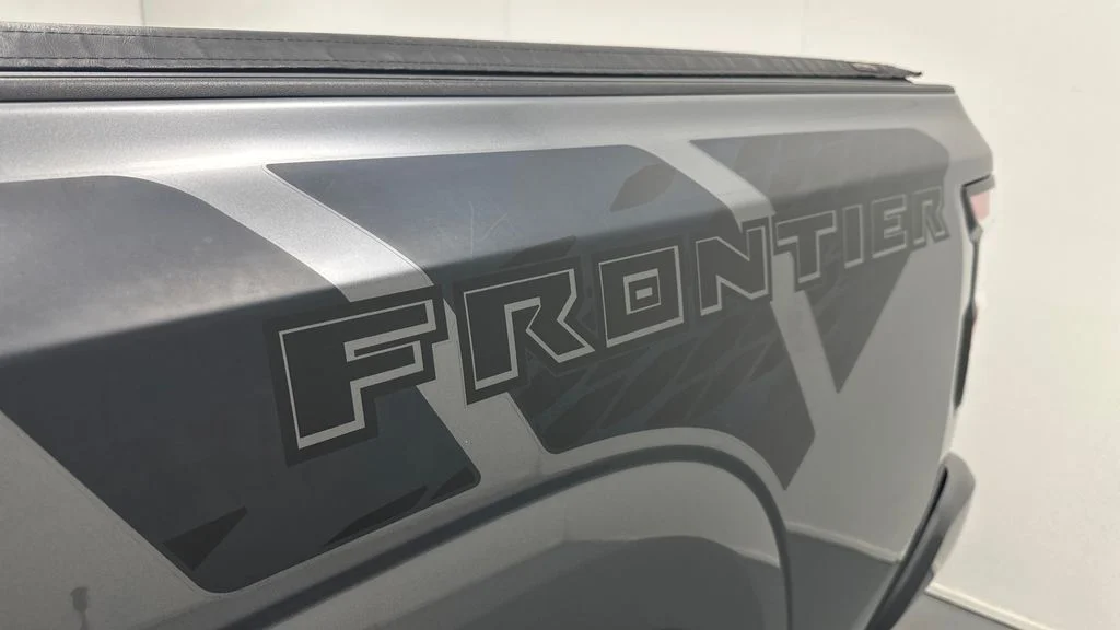 Used 2022 Gray Nissan SV image 19