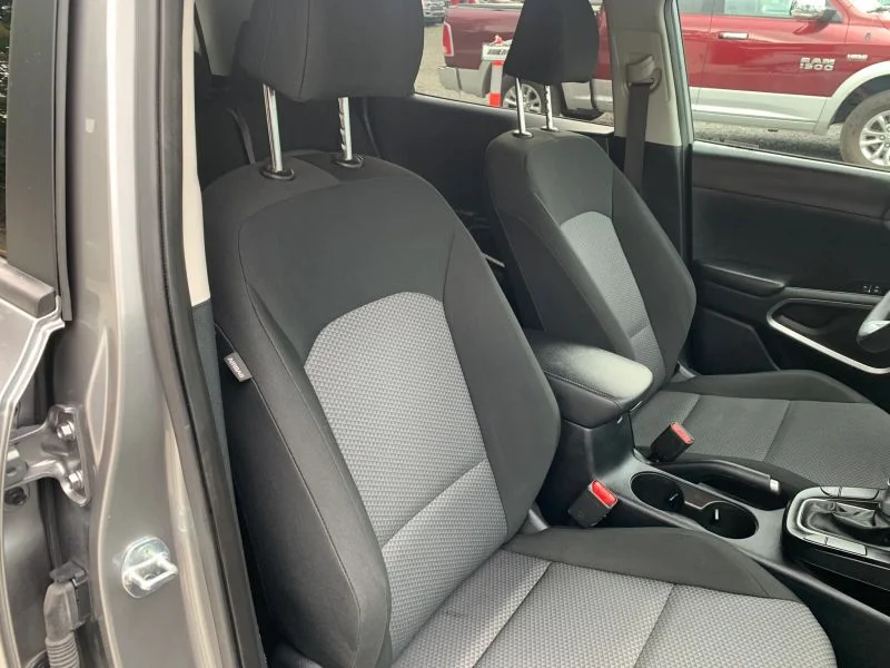 Used 2023 Gray Kia LX Wagon 4D image 40