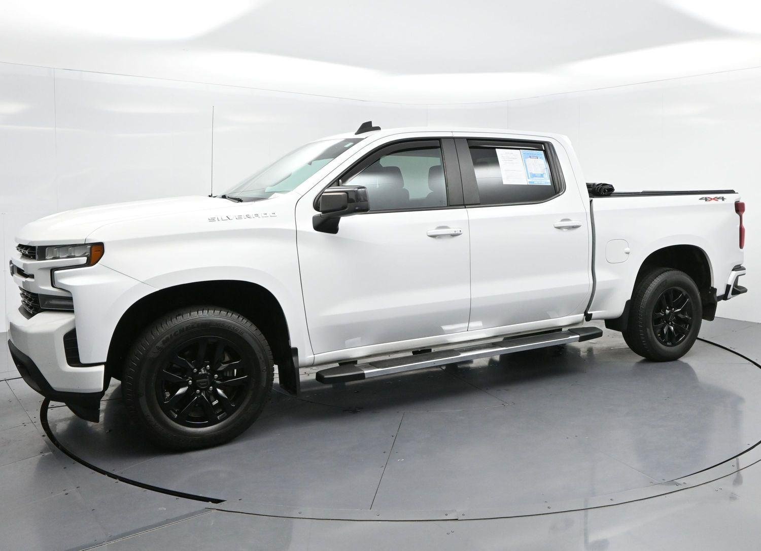Used 2020 Summit White Chevrolet RST image 4