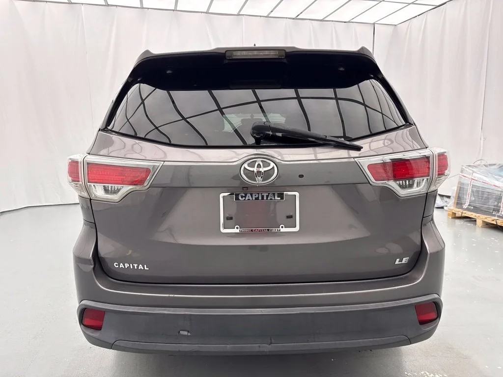Used 2015 Gray Toyota LE Plus V6 image 8