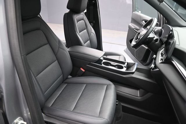 Used 2025 Gray Chevrolet LT image 24