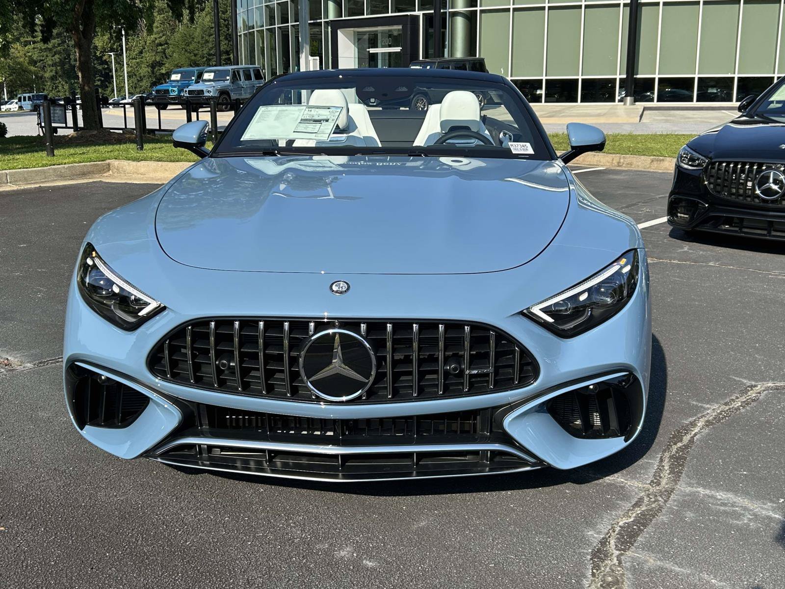New 2027 MANUFAKTUR China Blue Solid Mercedes-Benz AMG® SL 55 Roadster image 5